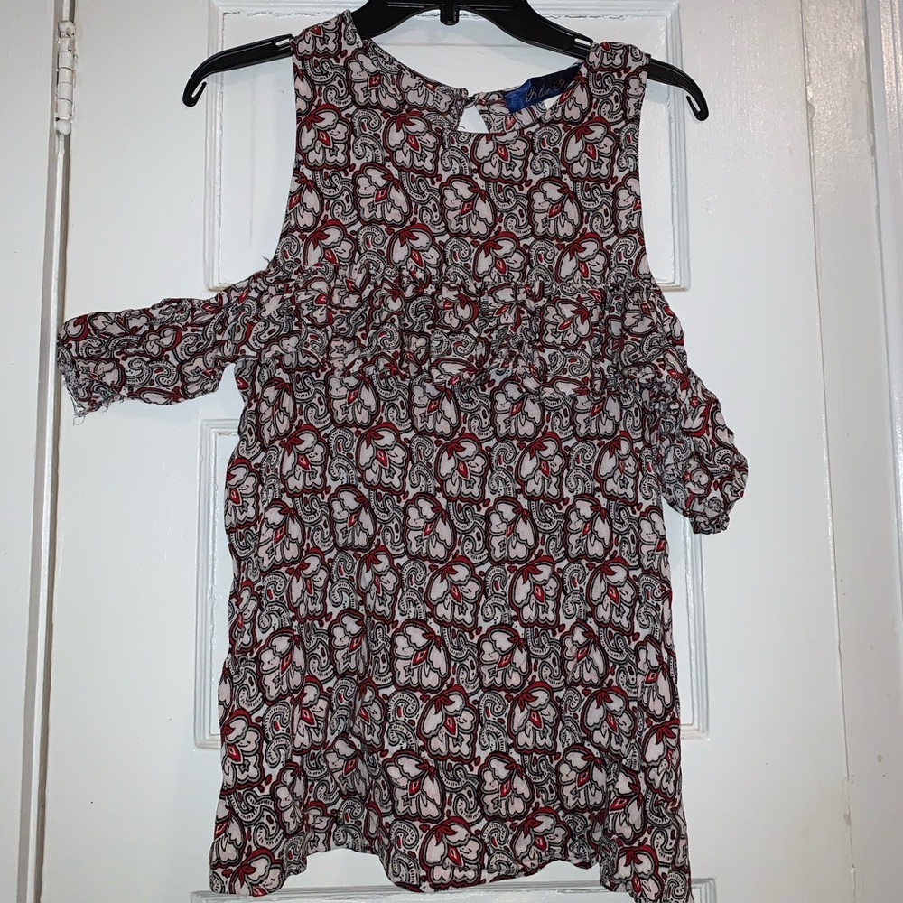 Women’s Should Cut-Out Blouse